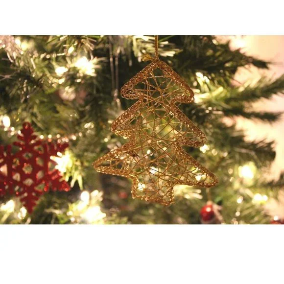 NEW - Hallmark 16 Piece Gold Wire-Wrapped Christmas Ornaments - Picture 2 of 6